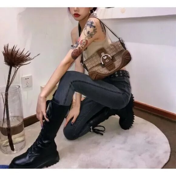 Coach Brown Shoulder Bag Rare Y2K Vintage SoHo with Monogram sm. "C's" near new - Picture 14 of 16